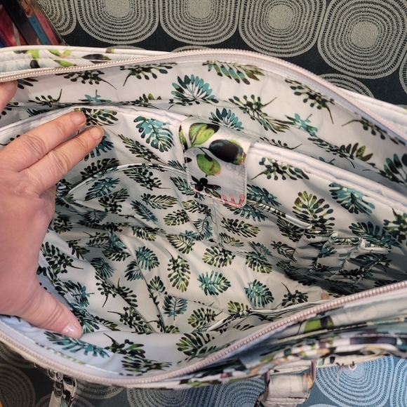 Vera Bradley "Seawater Blossoms" Tote - Picture 7 of 15